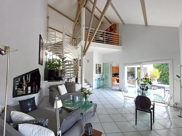 Maison à vendre à Saint-Jeoire-Prieuré (73190)