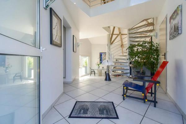 Maison à vendre à Saint-Jeoire-Prieuré (73190)