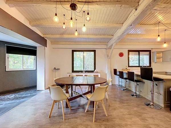 Maison meublée Cholet 6 pièce(s) 206.23 m2