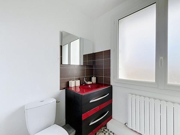 Maison meublée Cholet 6 pièce(s) 206.23 m2