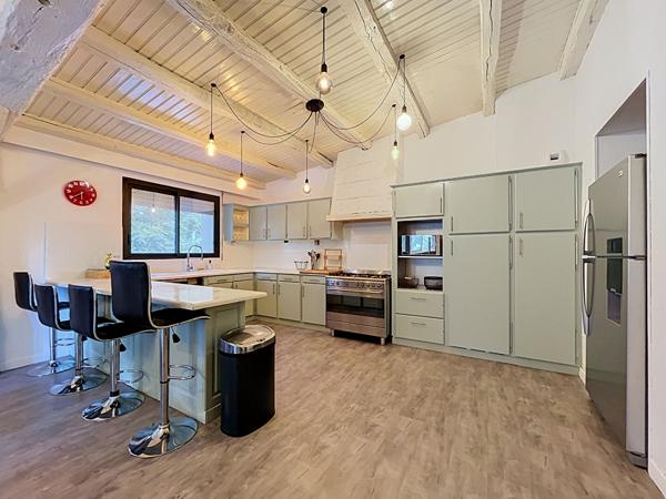 Maison meublée Cholet 6 pièce(s) 206.23 m2