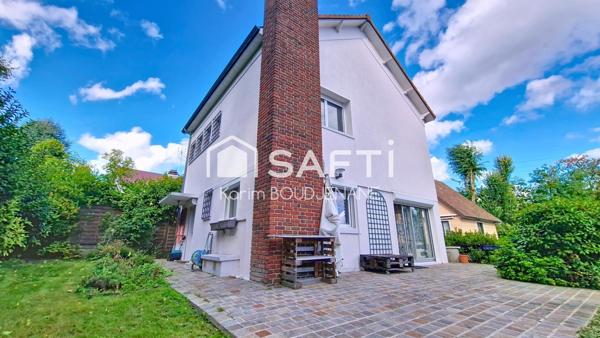 Maison individuelle, sous sol total, au calme...