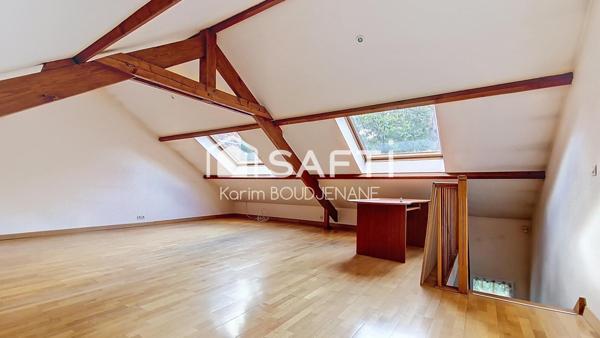 Maison individuelle, sous sol total, au calme...