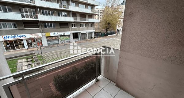 Location Appartement 3 pièces 57.69 m² - Grenoble 38000