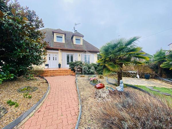 Vente d'une maison 7 pièces à Vert Saint Denis