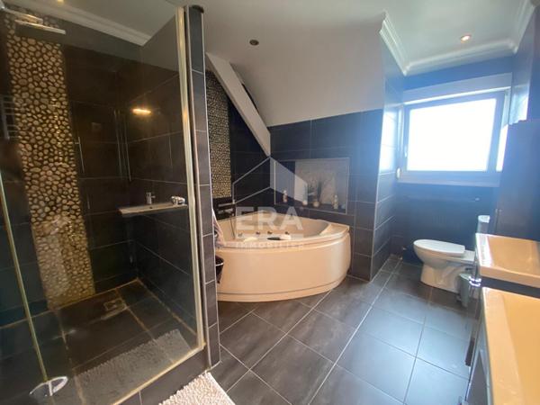 Vente d'une maison 7 pièces à Vert Saint Denis