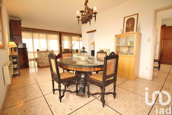Appartement 5 pièces de 209 m² à Lavaur (81500)