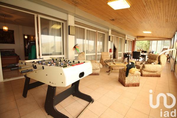Appartement 5 pièces de 209 m² à Lavaur (81500)