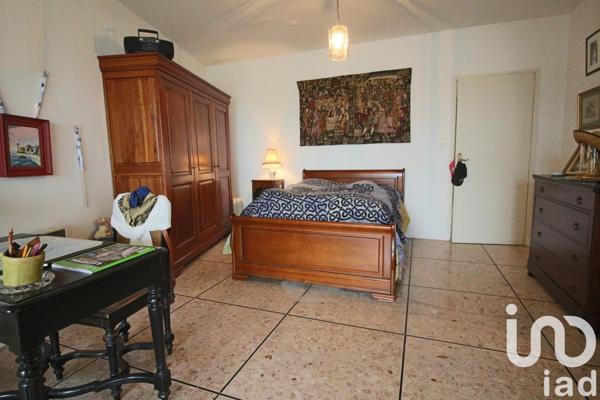 Appartement 5 pièces de 209 m² à Lavaur (81500)