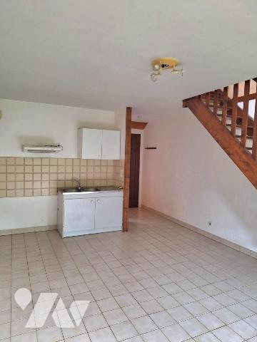 SAINT-AVE proche du bourg environnement verdoyant