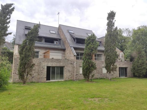 SAINT-AVE proche du bourg environnement verdoyant