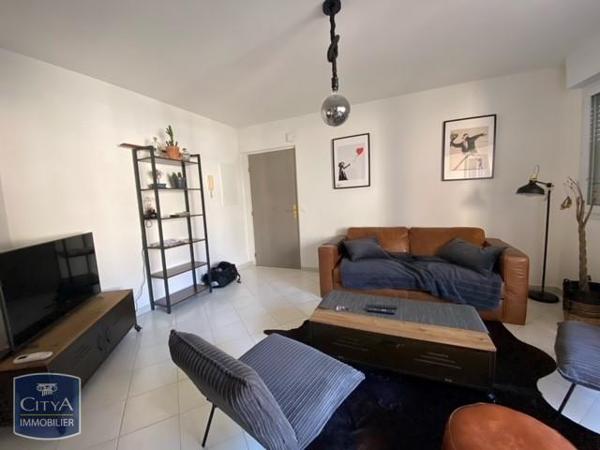 Appartement à louer 2 pièces 40.6m²