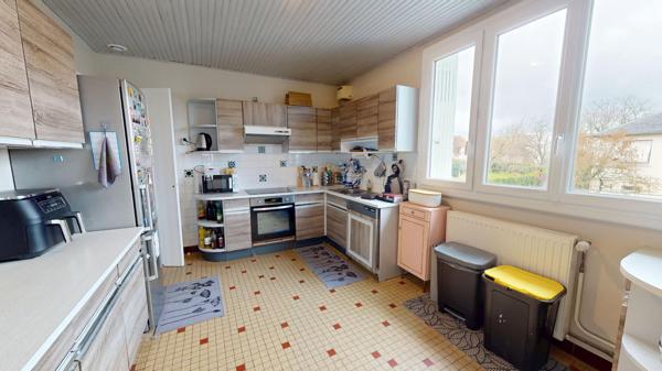 Maison Bourges 3 pièce(s) 75 m2 - Sous Sol -