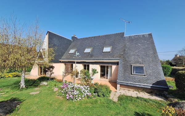 Maison à vendre    5 pièces •  Trébeurden