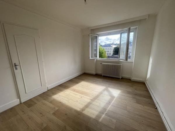Location Appartement 47.78 m² - ÉPinal 88000