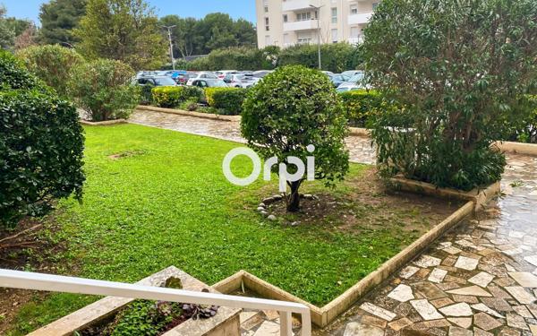 Appartement à vendre    3 pièces • 75,34 m2 Marseille 8