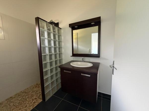 Appartement T2 résidence récente avec piscine