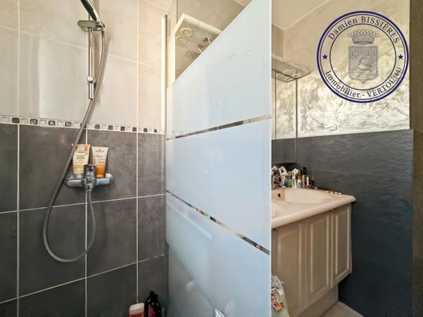 Maison à vendre, plain-pied, Haute-Goulaine, proche du bourg, 4 chambres, dépendance