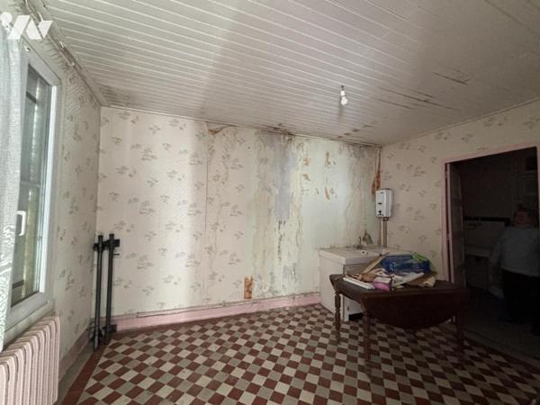 Maison de plain-pied à rénover -  2 chambres