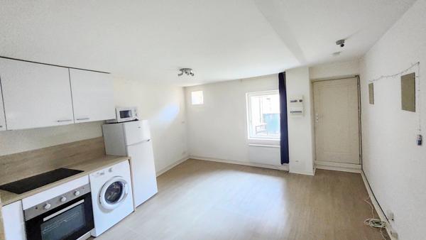 Immobilier Fleurieu-sur-Saône (69250) – Maison de village 32m2 – 155 000 €