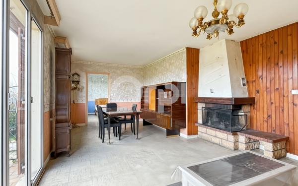 Maison à vendre    4 pièces •  Ivry-la-Bataille