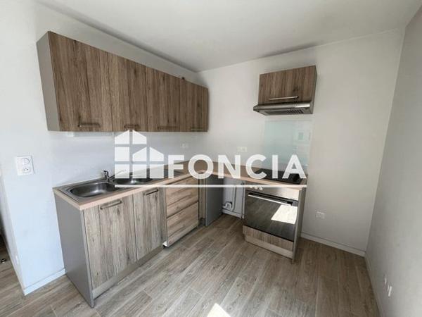 Location Appartement 3 pièces 64.8 m² - 52 RUE D HEM Roubaix 59100