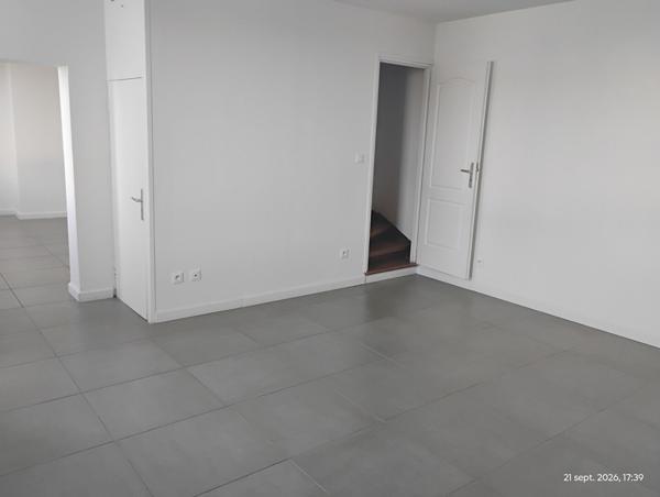 Maison 4 pièce(s) 79 m2 jardin Raillencourt Sainte Olle