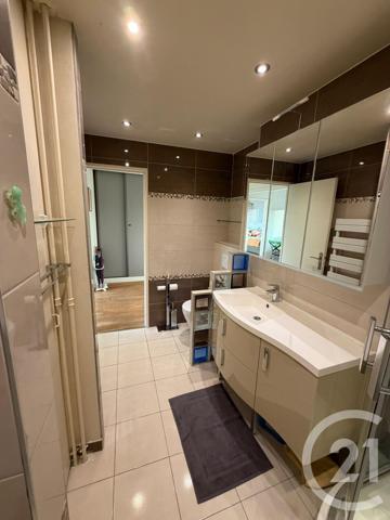 Appartement F2 à vendre  2 pièces - 43,98 m 2   PARIS  - 75019
