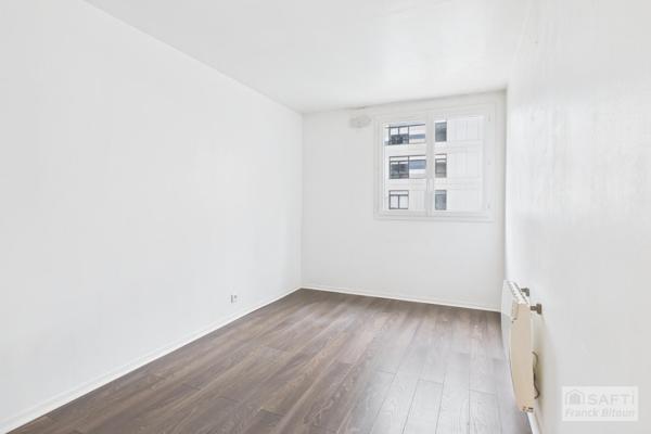 Quartier Gambetta. 3 pièces lumineux, au calme, avec cave et parking.