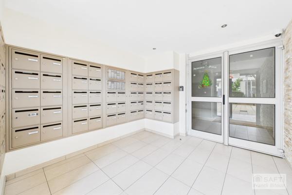 Quartier Gambetta. 3 pièces lumineux, au calme, avec cave et parking.