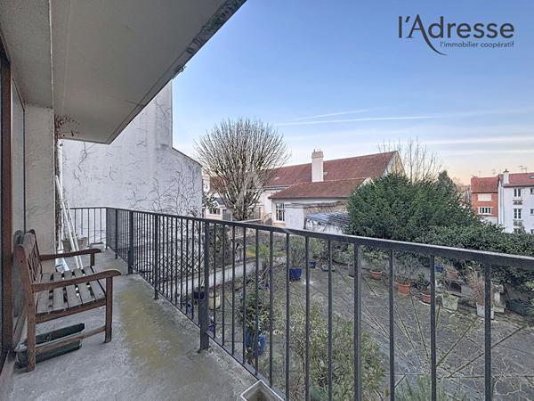 Saint Cloud - Appartement 3 pièces 78 m² - balcon, cave et parking