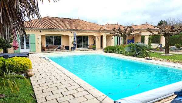 Maison traditionnelle de 188 m²