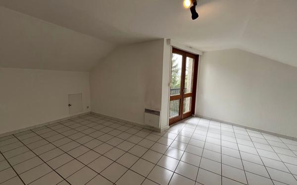 Maison à louer    7 pièces • 188 m2 Badaroux