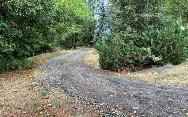 Maison à louer    7 pièces • 188 m2 Badaroux