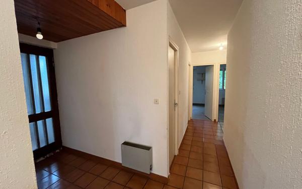 Maison à louer    7 pièces • 188 m2 Badaroux