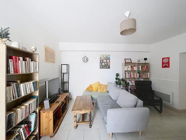 MAISON BECON-LES-GRANITS 2 pièce(s) 56 m2