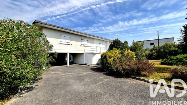 Maison à vendre 9 pièces 260 m² Pessac