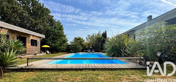 Maison à vendre 9 pièces 260 m² Pessac