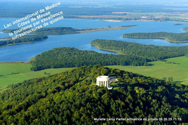 57000 METZ (à 59km du centre) à 55300 VARNEVILLE/Propriété équestre/Maison 237m2/+21ha/30boxes/750000HAI