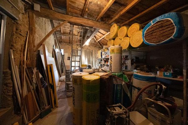 Maison de hameau avec fort potentiel et une belle vue panoramique