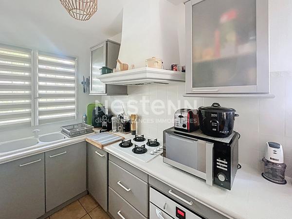 Exclusivité Nestenn : Appartement 3 pièces de 60 m2 avec jardin de 130 m2 avec piscine à Peymeinade