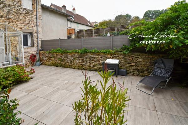 Maison de village àvendre à LUGNY (71)