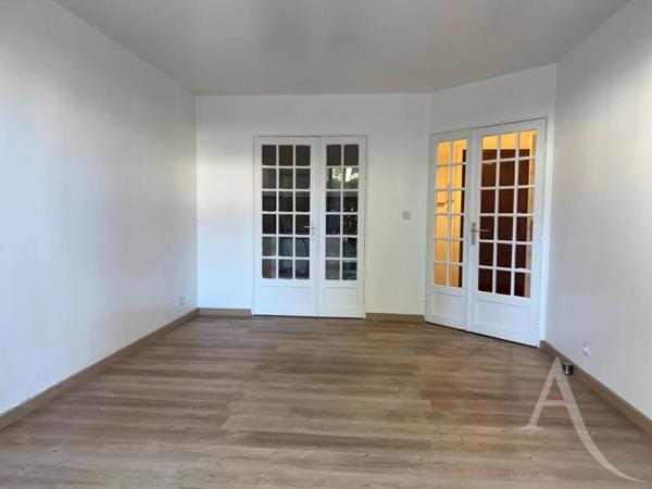 Appartement 2 pièces en rez-de-jardin - MANTES-LA-JOLIE