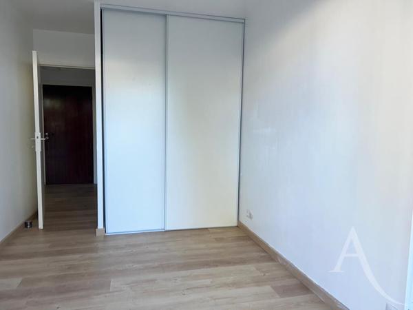 Appartement 2 pièces en rez-de-jardin - MANTES-LA-JOLIE