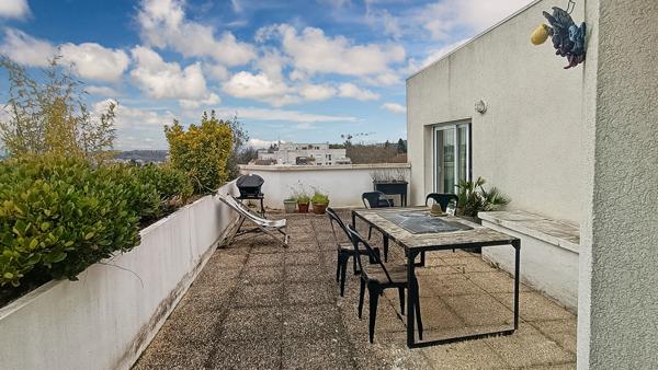 Bel appartement F3 avec terrasse