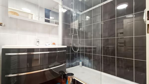 Bel appartement F3 avec terrasse