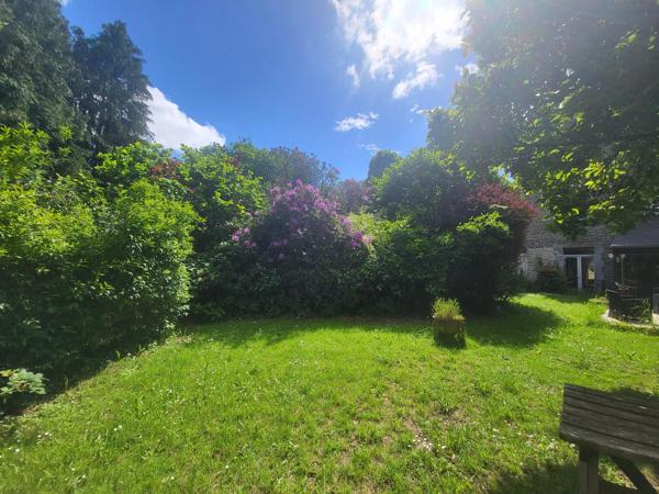 Maison  intemporelle avec fort potentiel - 270 m² - Rostrenen