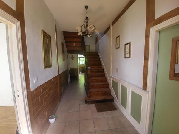 Maison  intemporelle avec fort potentiel - 270 m² - Rostrenen