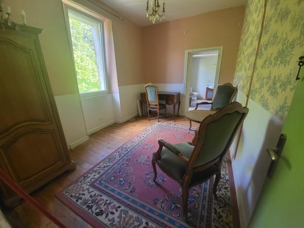 Maison  intemporelle avec fort potentiel - 270 m² - Rostrenen