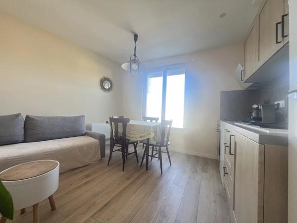 Location Maison 3 pièces 44 m2 à Lhommaizé